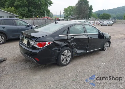 2013 Hyundai Sonata Hybrid from USA, damaged, VIN KMHEC4A48DA096252